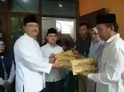 Mensos Saifullah Salurkan Bantuan Santunan kepada Korban Longsor di Pacet-Cangar